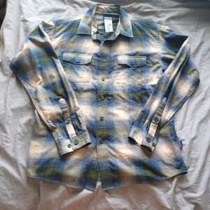 Patagonia cotton blend button down shirt